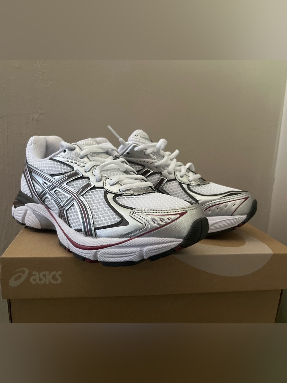 ASICS White Athletic Running Shoes with Silver Accents